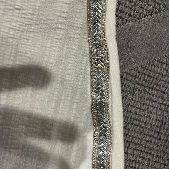 White sparkle top - Picture 3 of 3